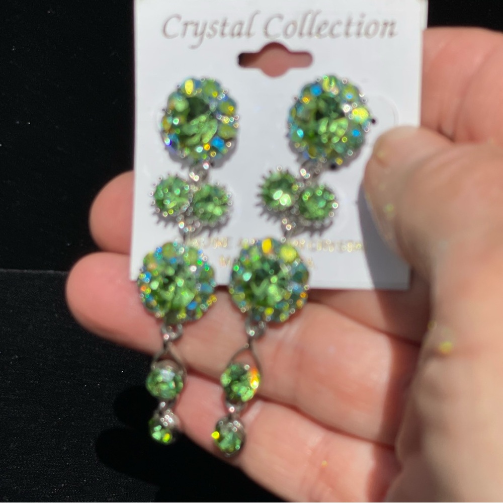 Earrings ☘️ - Picture 3 of 4